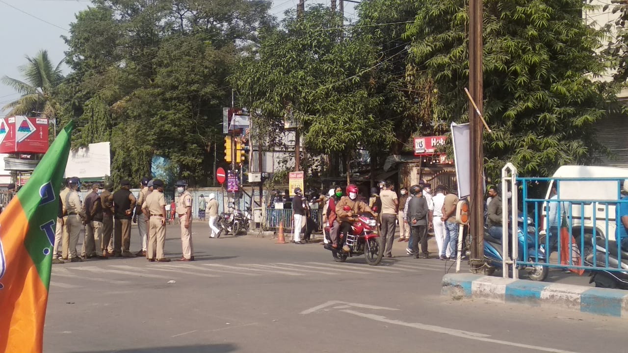 বনধ্ ঘিরে উত্তেজনা শিলিগুড়িতে