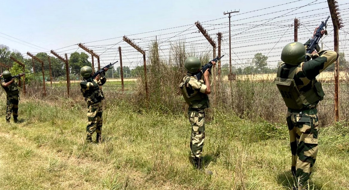 জলপাইগুড়ি বর্ডারে গরু পাচার করতে গিয়ে BSF-এর গুলিতে ঝাঁঝরা হলেন কাজিরুল মহম্মদ